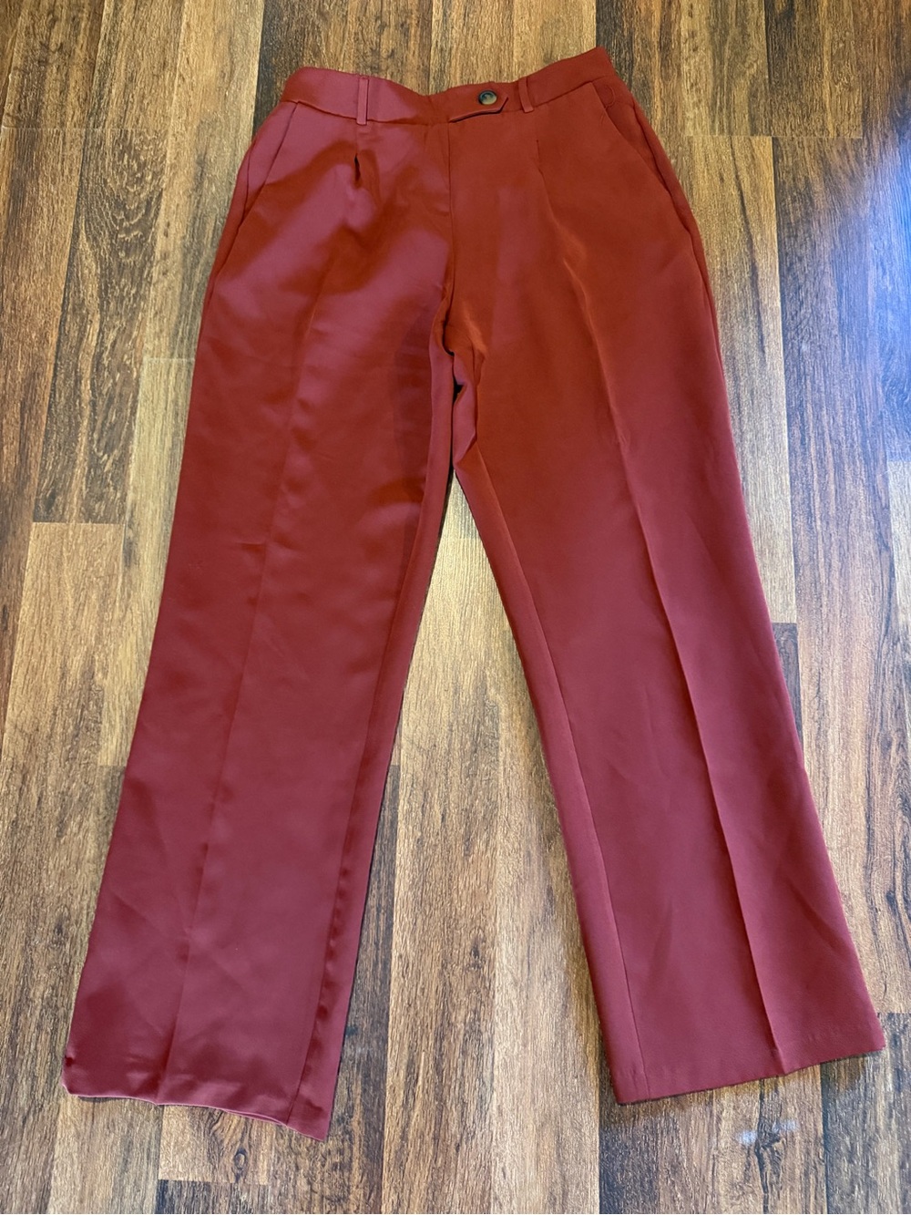 Soho Women's Straight-Leg Dress pants in Burgundy Red